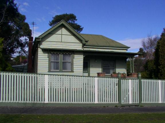23 Peake Street