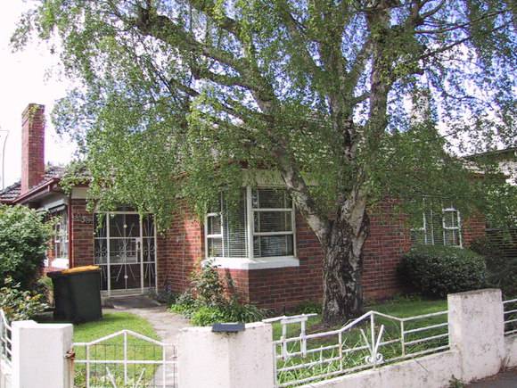3 Pleasant Street South