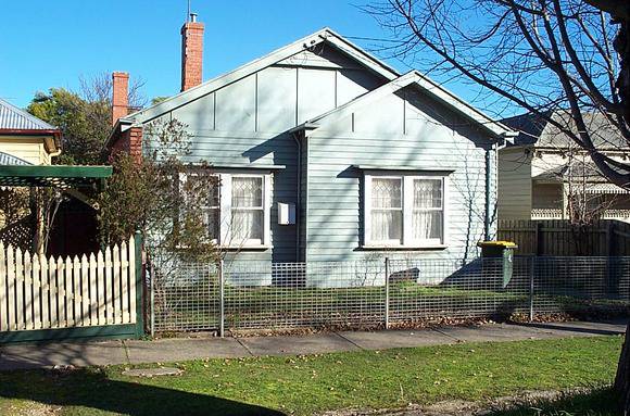 1109 Eyre Street