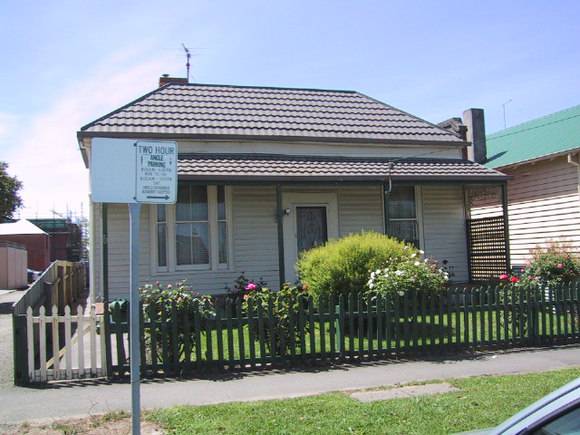3 Ascot Street South