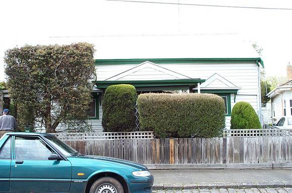 26 Little Clyde Street
