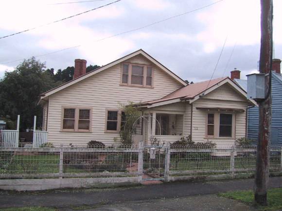 173 Humffray Street North
