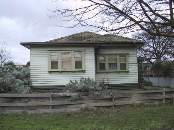 324 Finch Street