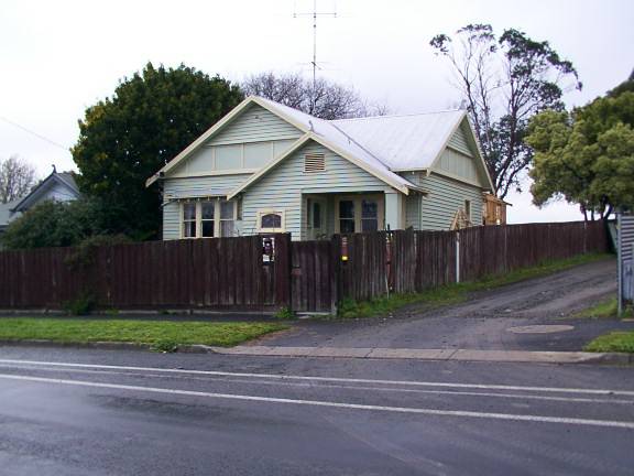 329 Barkly Street