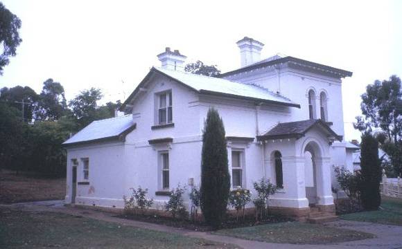 h01189 mayday hills hospital albert rd beechworth gatehouse 