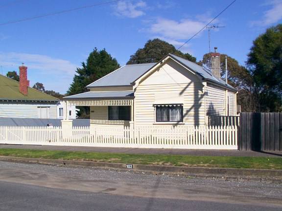 102 Bradshaw Street