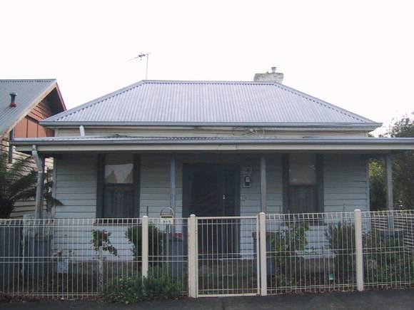 313 Humffray Street North