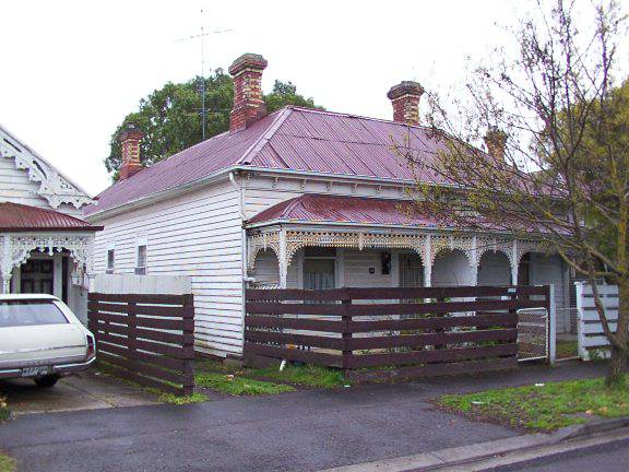 316 Humffray Street South