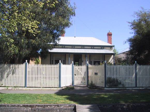 122 Ripon Street South