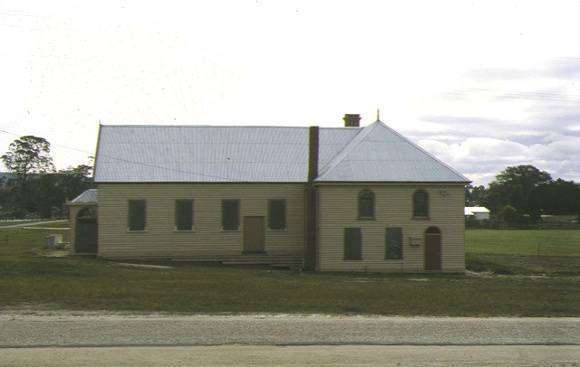 h00544 mechanics institute   free library toongabbie front view aug1992