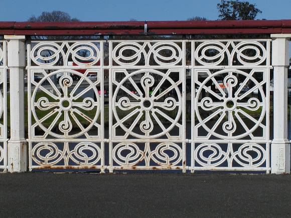 h01440 morell bridge anderson st over yarra river south yarra iron work she project 2004