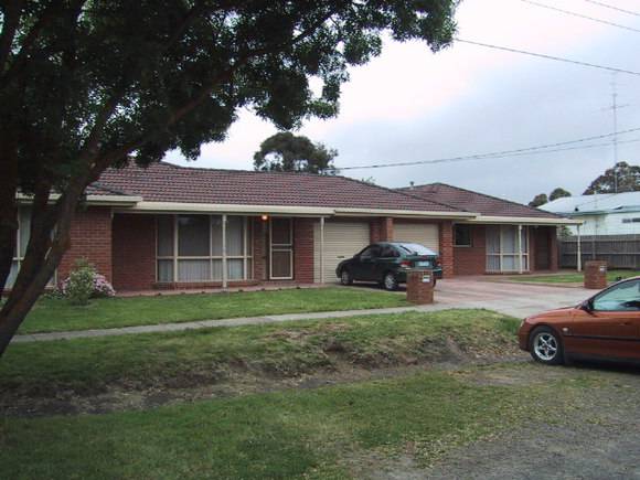 618 Ascot Street South