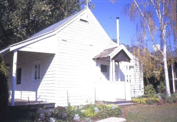 h00371 murrindindi station melba hwy yea canary cottage she project 2003
