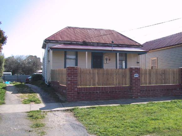 5 Morres Street