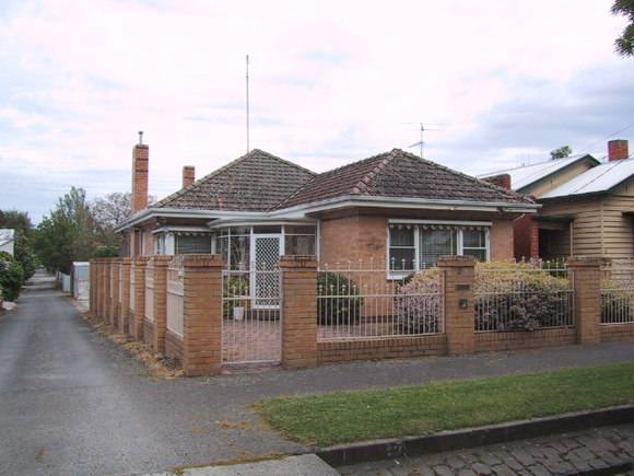 22 Talbot Street South
