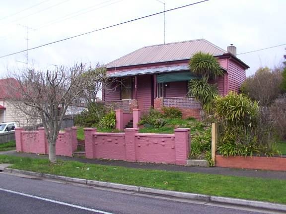 405 Humffray Street South