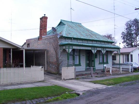 6 Blair Street