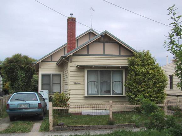 214 Talbot Street South