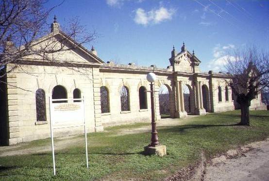 h00358 old hospital ruins church st beechworth view facade she project 2003