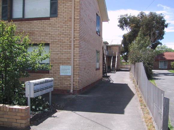 509 Drummond Street South