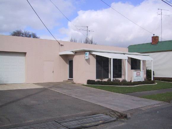 32 Ebden Street