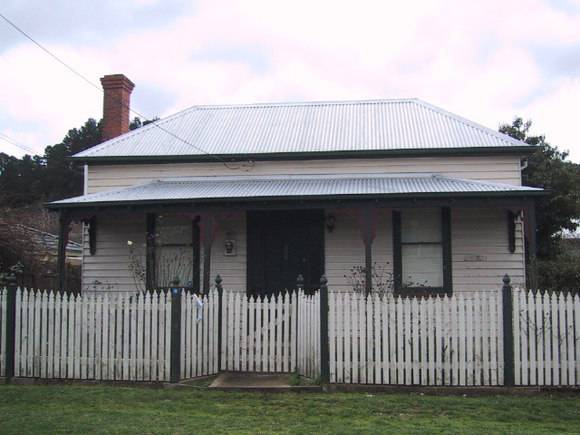 305 Finch Street
