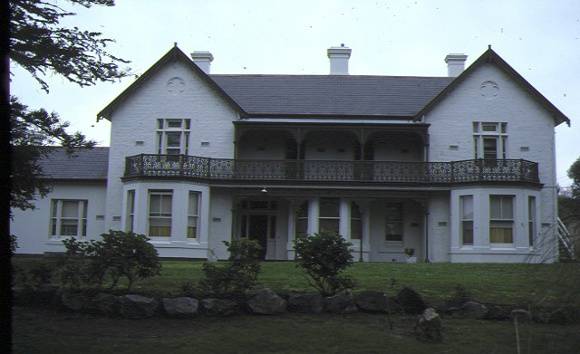 1 kardinia house riverview terrace belmont front view green balcony