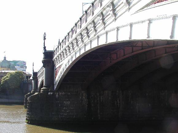 h01447 princes bridge st kilda road over yarra river melbourne below she project 2004