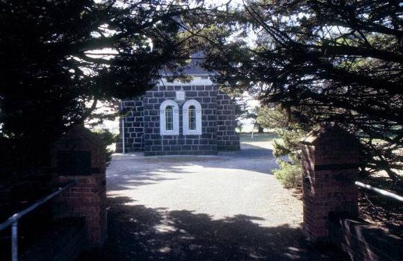 h01903 st davids lutheran church and cemetery anglesea rd freshwater creek front view she project 2003