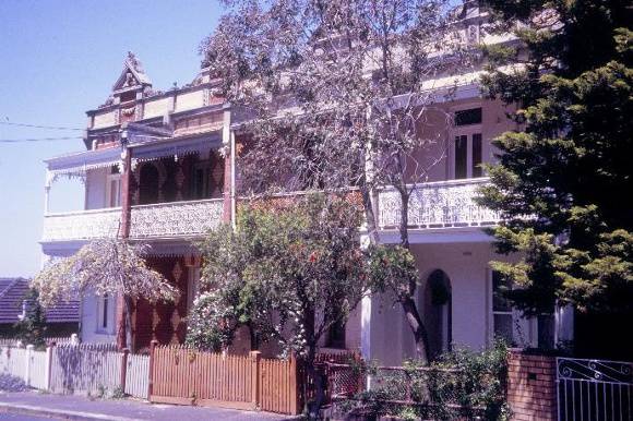 h01774 terrace houses clarke street northcote street view she project 2004
