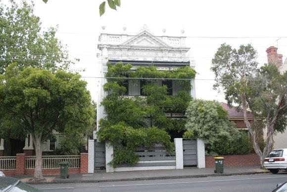 Clifton Hill Gold St 231 0784.JPG