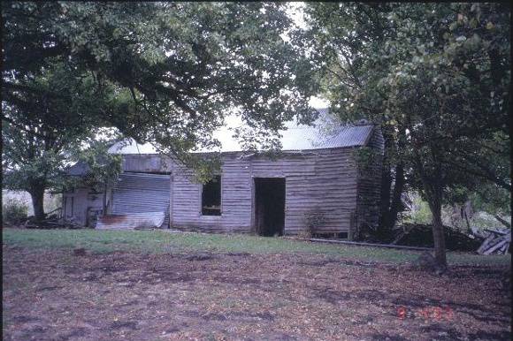 h01387 timboon house old geelong road camperdown original stables she project 2003