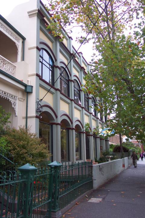 Nicholson St  70 2821.JPG