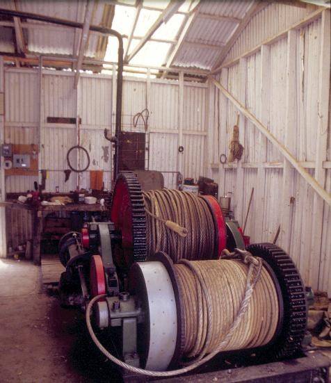 h00993 torrumbarry weir lock chamber steam boiler and  steam winch complex torrumbarry winch house interior she project 2004