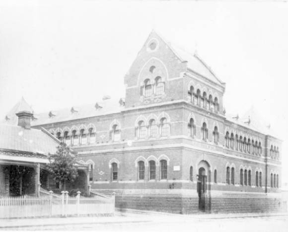 Cambridge Street State School 1886.jpg