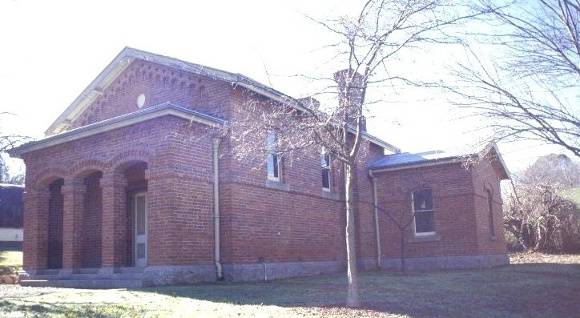 h01490 yackandandah court house williams rd yackandandah view south west she project 2003