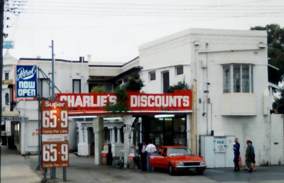 B5990 Former Beacon Garage & Flats 
