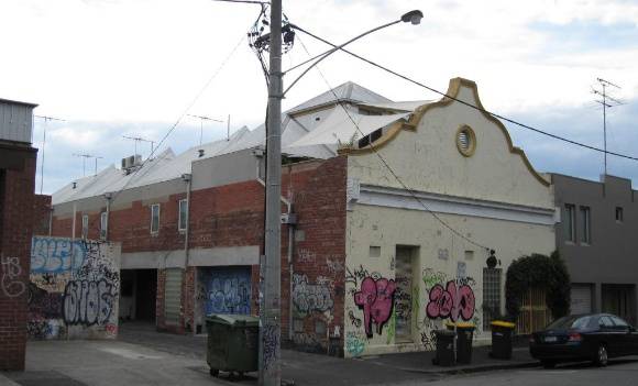 Westgarth St  93 2276.jpg