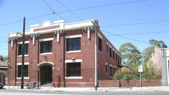 Simpson's Glove Factory