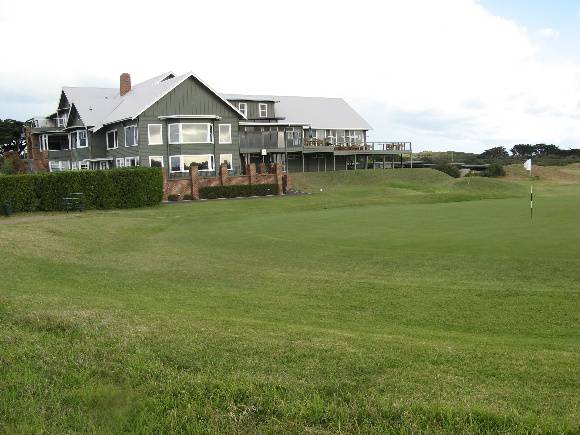 Barwon_Heads_Golf_Club_June_2010 view from north (2).jpg