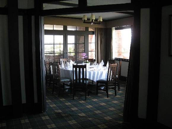 Barwon_Heads_Golf_Club_June_2010 dining alcove.jpg