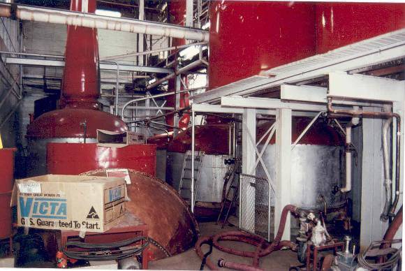 h01099 mildara blass distillery merbein copper pot stills