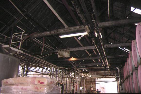 h01099 mildara blass distillery wentworth road merbein interior storage apr1995