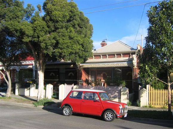 68-70 ROSSMOYNE ST STH SIDE
