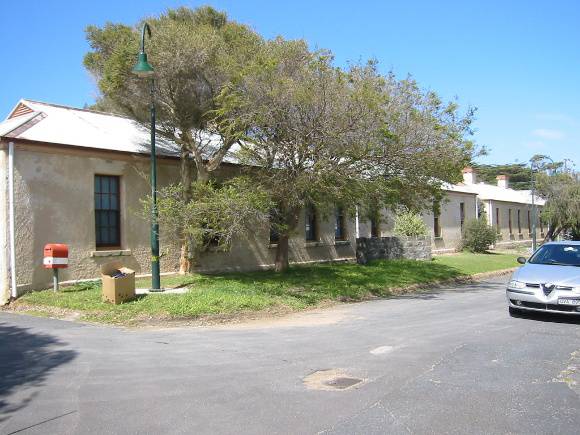 h01090 fort franklin portsea barracks 02 0903 mz