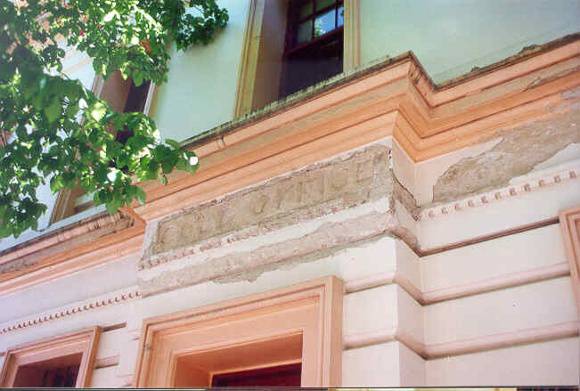former bank of nsw beechworth facade detail 1995