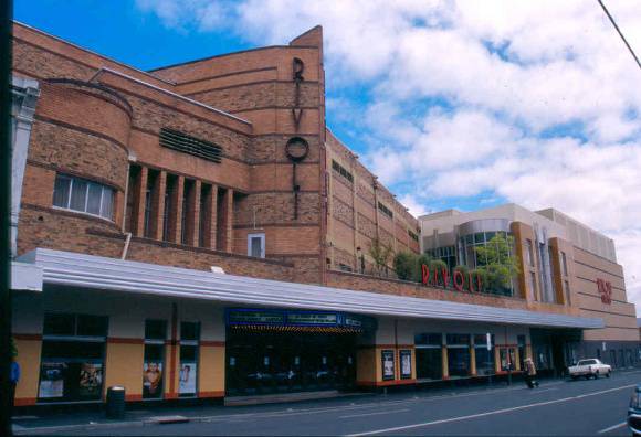 h01524 1 rivoli camberwell front facade