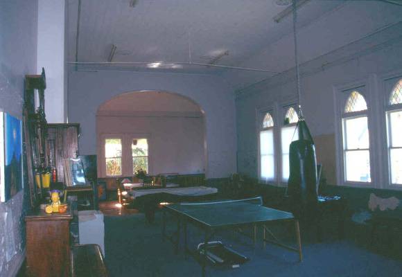 h02076 ellerslie college warrnambool interior 02 oct2004 mz