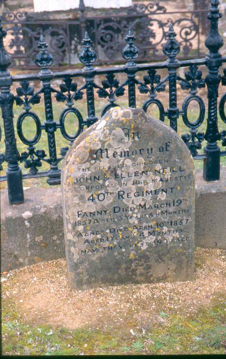 h01007 soldiers memorial grave