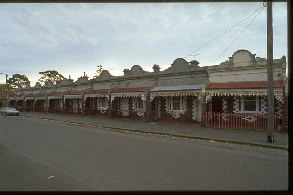 h00079 terrace 100-118 paterson st carlton north rne